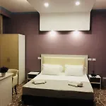 帕格尼尼酒店 酒店