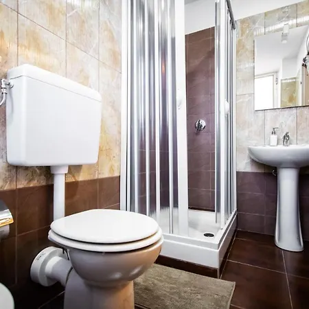 Hotell Paganini 3*